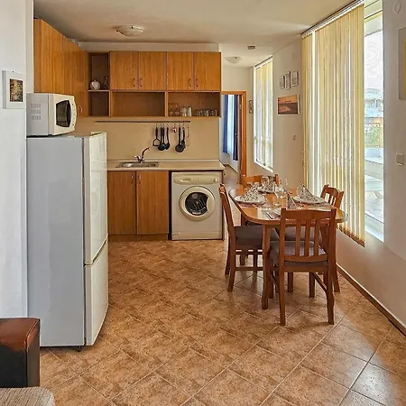 Anita Apartment